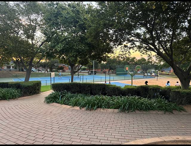 2 BEDROOM APARTMENT FOR SALE IN MOOIKLOOF RIDGE